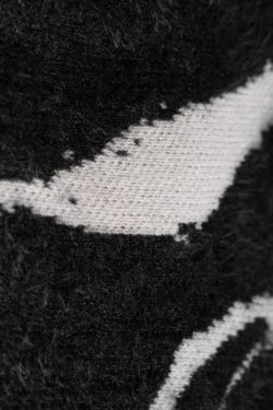 Style Core Aesthetics, New Style Trends - Grunge Fluffy Lace Up Sweater