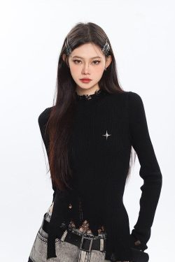 Style Core Aesthetics, New Style Trends - Grunge Turtleneck Distressed Sweater