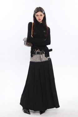 Style Core Aesthetics, New Style Trends - Grunge Turtleneck Distressed Sweater