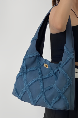 Style Core Aesthetics, New Style Trends - Hanae | Sac hobo denim