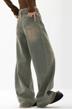 Style Core Aesthetics, New Style Trends - Jean boyfriend avec bretelles à nouer et coutures