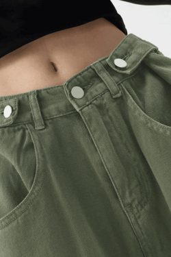 Style Core Aesthetics, New Style Trends - Jean boyfriend baggy vert boutonné