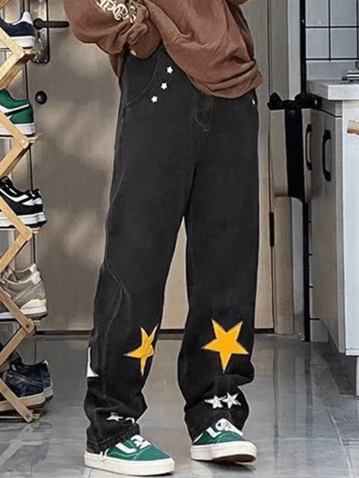 Style Core Aesthetics, New Style Trends - Jean boyfriend coupe droite à patch étoile Style Core Aesthetics, New Style Trends - Jean boyfriend coupe droite à patch étoile