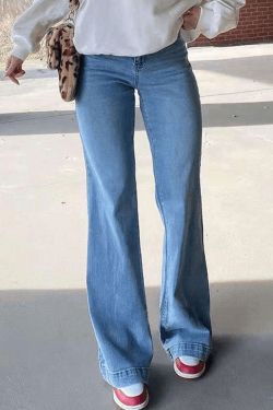 Style Core Aesthetics, New Style Trends - Jean boyfriend délavé à taille moyenne