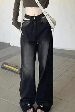 Style Core Aesthetics, New Style Trends - Jean boyfriend noir délavé à découpes