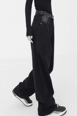 Style Core Aesthetics, New Style Trends - Jean boyfriend noir rétro délavé