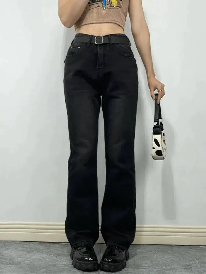 Style Core Aesthetics, New Style Trends - Jean boyfriend noir vintage délavé Style Core Aesthetics, New Style Trends - Jean boyfriend noir vintage délavé