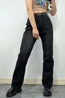 Style Core Aesthetics, New Style Trends - Jean boyfriend noir vintage délavé