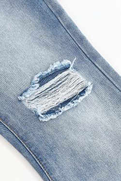 Style Core Aesthetics, New Style Trends - Jean déchiré taille haute effet vieilli