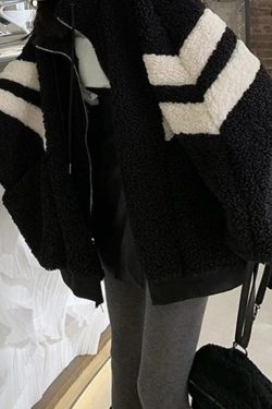 Style Core Aesthetics, New Style Trends - Lambswool Stripe Splice Jacket