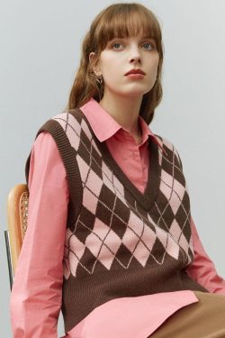Style Core Aesthetics, New Style Trends - Light Academia Argyle Sweater Vest