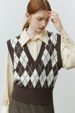 Style Core Aesthetics, New Style Trends - Light Academia Argyle Sweater Vest