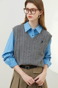 Style Core Aesthetics, New Style Trends - Light Academia Sweater Vest