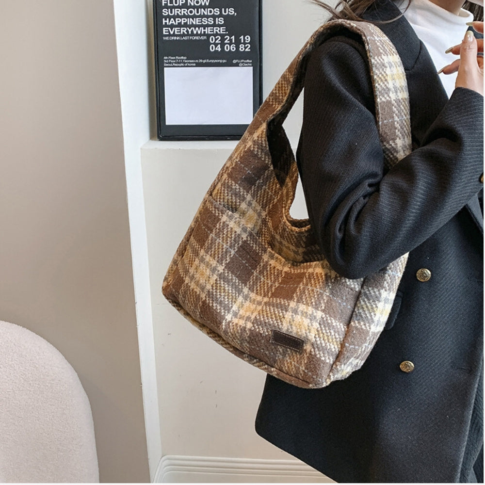 Style Core Aesthetics, New Style Trends - Liora | Sac hobo Style Core Aesthetics, New Style Trends - Liora | Sac hobo