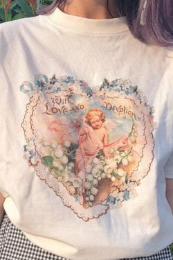 Style Core Aesthetics, New Style Trends - Love and Devotion T-Shirt