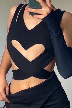 Style Core Aesthetics, New Style Trends - Love So Dangerous Top