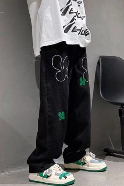 Style Core Aesthetics, New Style Trends - 'Lucky' Jeans