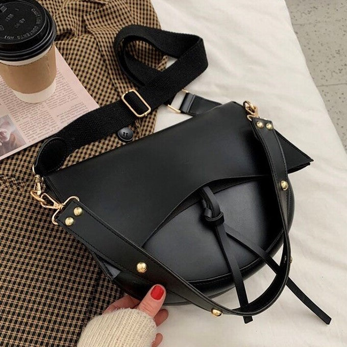 Style Core Aesthetics, New Style Trends - Lunara | Sac bandoulière Style Core Aesthetics, New Style Trends - Lunara | Sac bandoulière