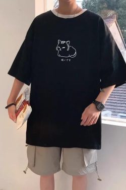 Style Core Aesthetics, New Style Trends - Lying Cat Drop Shoulder Tee