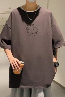 Style Core Aesthetics, New Style Trends - Lying Cat Drop Shoulder Tee