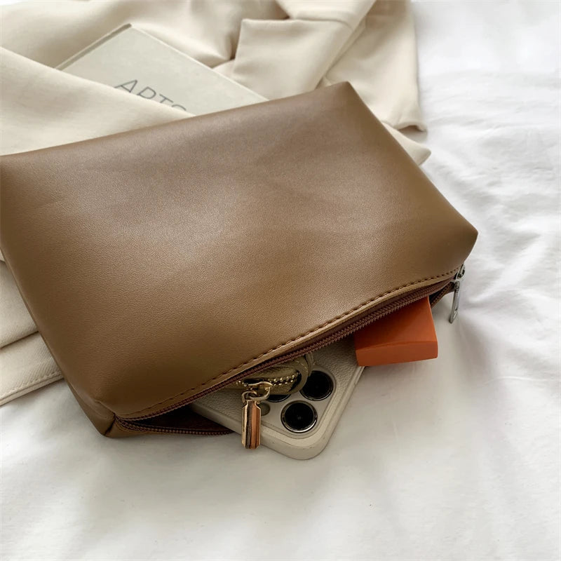 Style Core Aesthetics, New Style Trends - Maelle | Sac hobo fourre‑tout Style Core Aesthetics, New Style Trends - Maelle | Sac hobo fourre‑tout