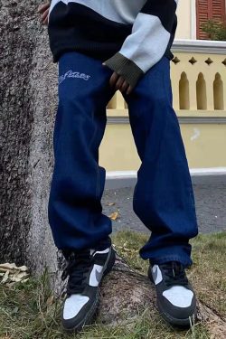 Style Core Aesthetics, New Style Trends - 'Mafia' Jeans