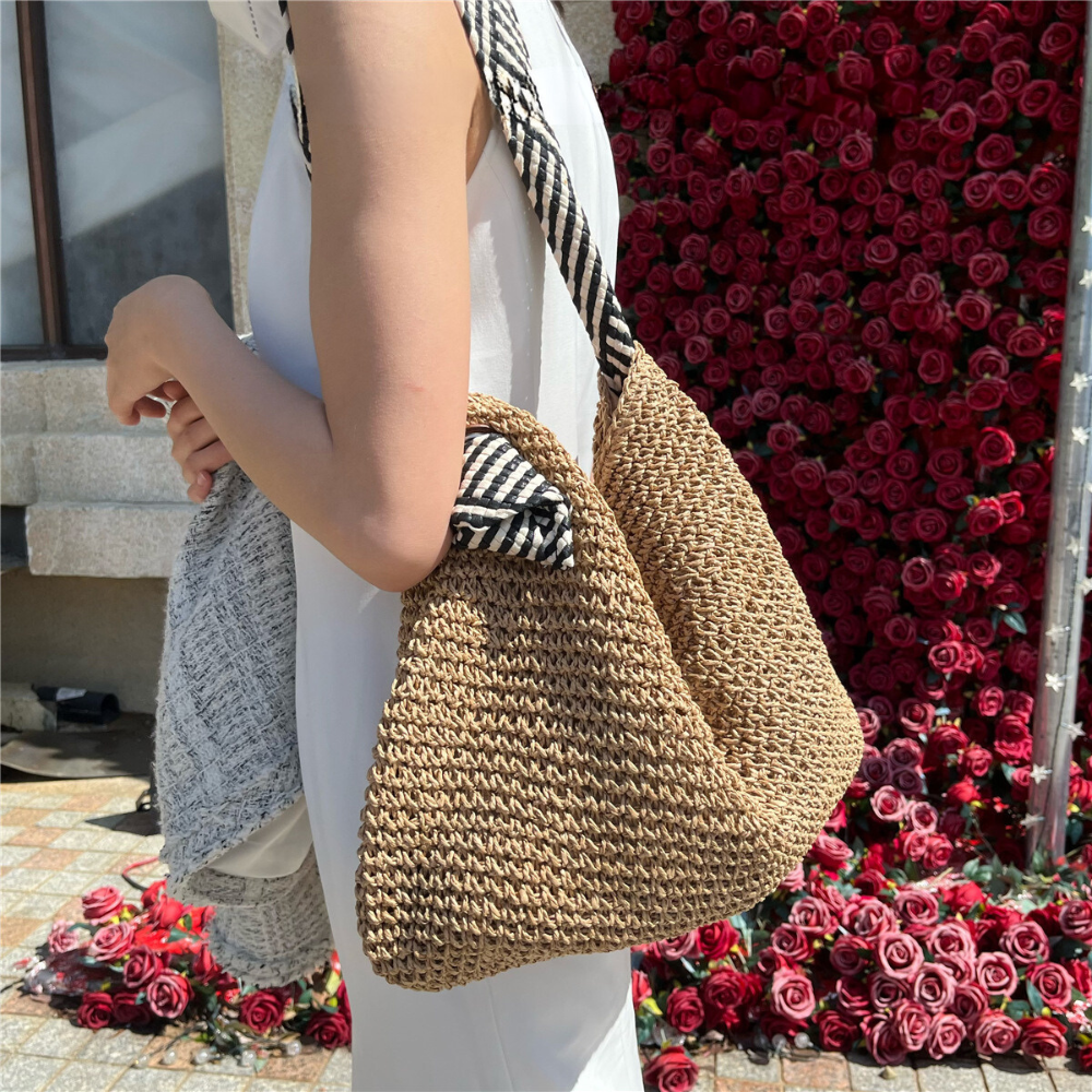 Style Core Aesthetics, New Style Trends - Mahira | Sac bandoulière essentiel Style Core Aesthetics, New Style Trends - Mahira | Sac bandoulière essentiel