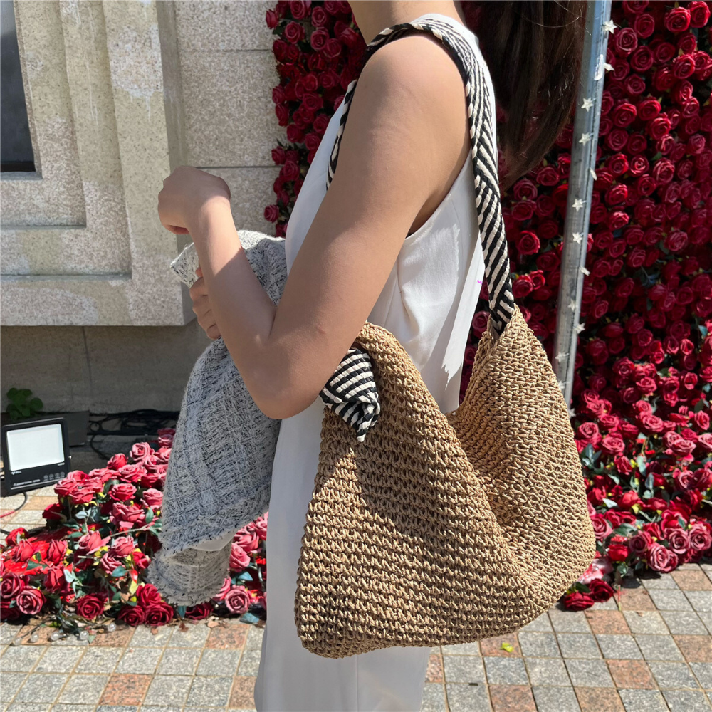 Style Core Aesthetics, New Style Trends - Mahira | Sac bandoulière essentiel Style Core Aesthetics, New Style Trends - Mahira | Sac bandoulière essentiel