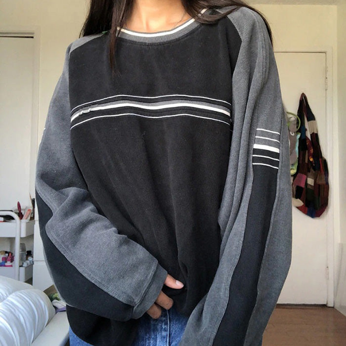 Style Core Aesthetics, New Style Trends - Meet Me On Campus Sweatshirt Style Core Aesthetics, New Style Trends - Meet Me On Campus Sweatshirt