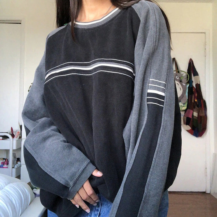 Style Core Aesthetics, New Style Trends - Meet Me On Campus Sweatshirt Style Core Aesthetics, New Style Trends - Meet Me On Campus Sweatshirt