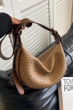 Style Core Aesthetics, New Style Trends - Meyla | Mini sac demi‑lune