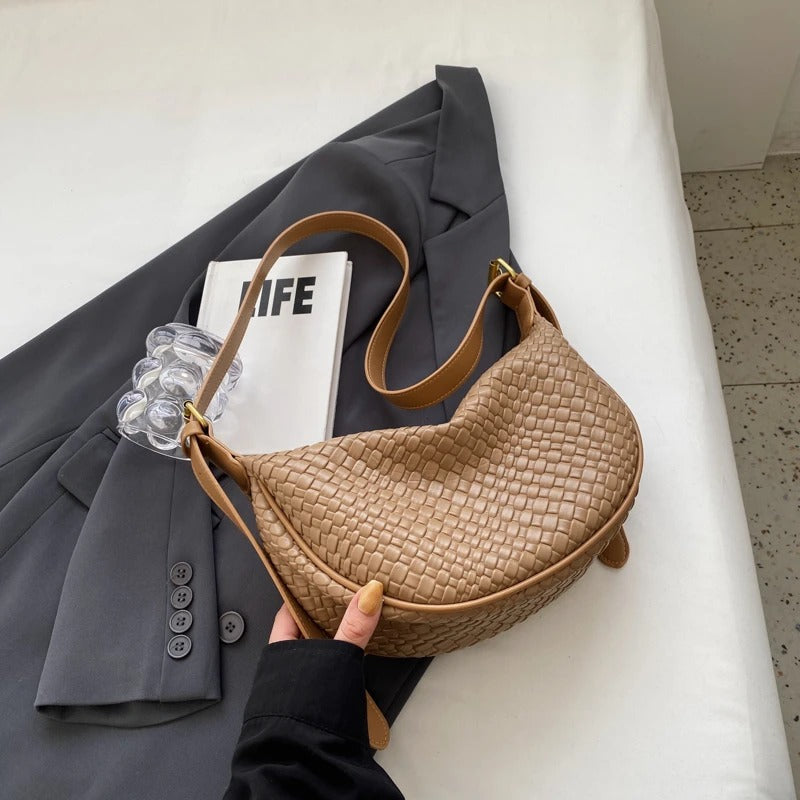 Style Core Aesthetics, New Style Trends - Meyla | Mini sac demi‑lune Style Core Aesthetics, New Style Trends - Meyla | Mini sac demi‑lune