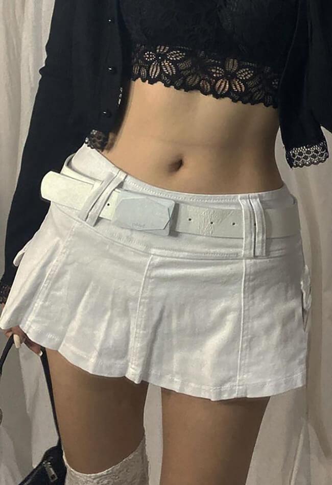 Style Core Aesthetics, New Style Trends - Mini jupe patineuse en jean Style Core Aesthetics, New Style Trends - Mini jupe patineuse en jean