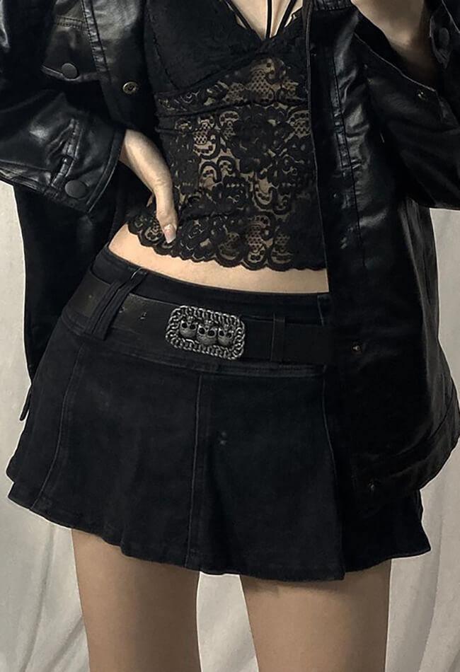 Style Core Aesthetics, New Style Trends - Mini jupe patineuse en jean Style Core Aesthetics, New Style Trends - Mini jupe patineuse en jean