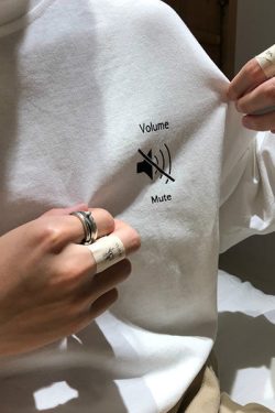Style Core Aesthetics, New Style Trends - Mute Long Sleeve T-Shirt