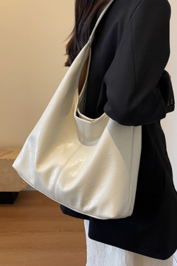 Style Core Aesthetics, New Style Trends - Naelle | Sac hobo