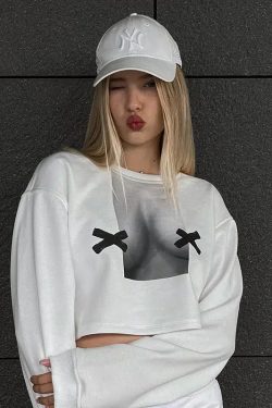 Style Core Aesthetics, New Style Trends - No Nipples Crop Sweatshirt