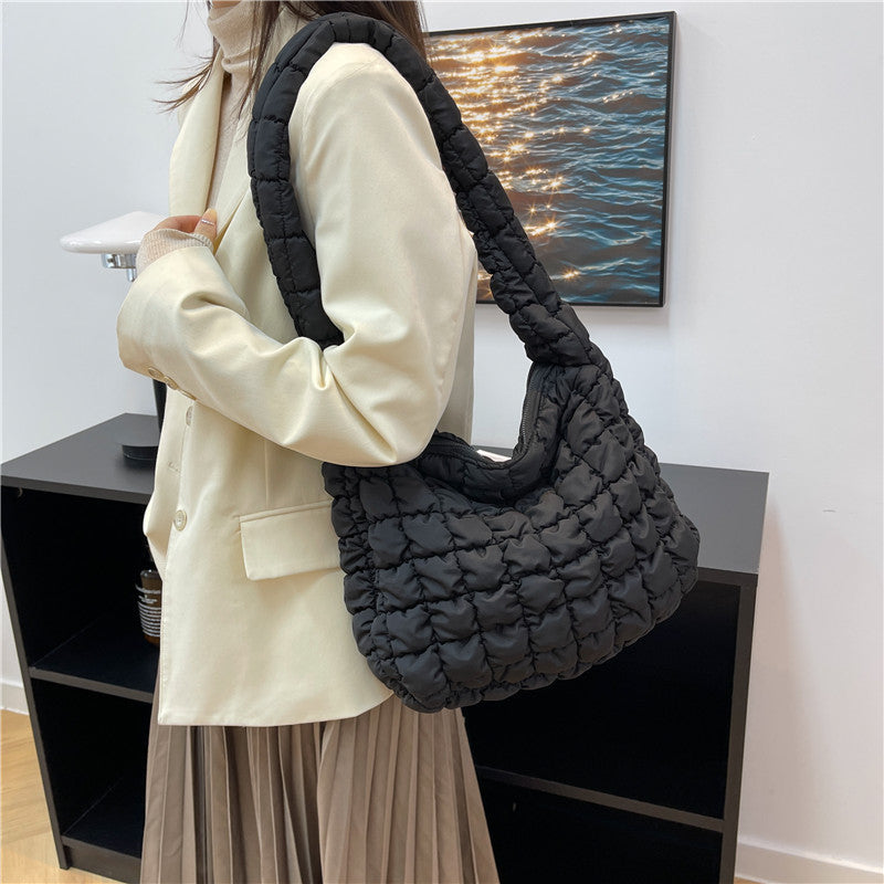 Style Core Aesthetics, New Style Trends - Norra | Sac bandoulière matelassé Style Core Aesthetics, New Style Trends - Norra | Sac bandoulière matelassé