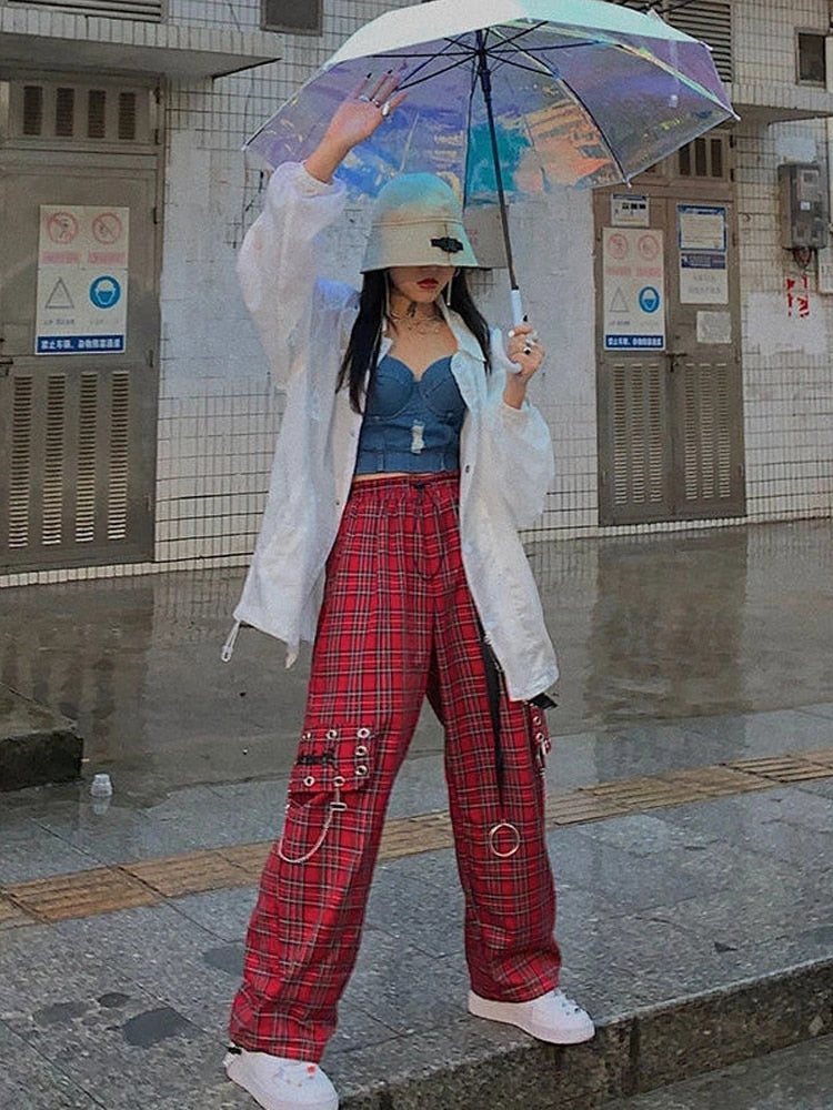 Style Core Aesthetics, New Style Trends - Pantalon Cargo Motif Carreaux Rouge Punk Style Core Aesthetics, New Style Trends - Pantalon Cargo Motif Carreaux Rouge Punk