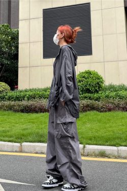 Style Core Aesthetics, New Style Trends - Pantalon cargo parachute surdimensionné Y2K