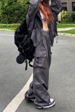 Style Core Aesthetics, New Style Trends - Pantalon cargo parachute surdimensionné Y2K