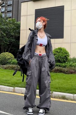 Style Core Aesthetics, New Style Trends - Pantalon cargo parachute surdimensionné Y2K