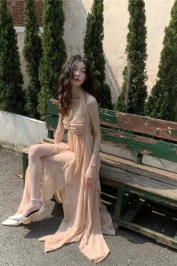 Style Core Aesthetics, New Style Trends - Pure Backless Chiffon Midi Dress