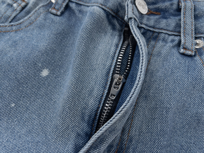 Style Core Aesthetics, New Style Trends - 'Rips' Jeans Style Core Aesthetics, New Style Trends - 'Rips' Jeans