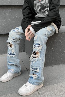 Style Core Aesthetics, New Style Trends - 'Rips' Jeans