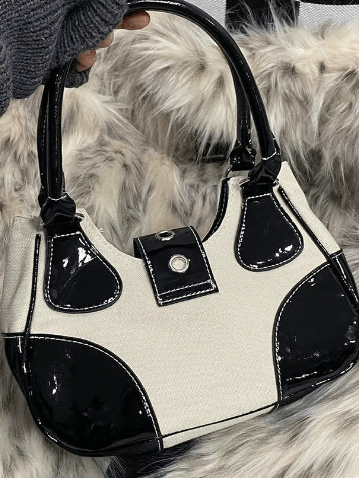Style Core Aesthetics, New Style Trends - Sac à Bandoulière à Boucle Patchwork Orné de Chaînes d'Étoiles Style Core Aesthetics, New Style Trends - Sac à Bandoulière à Boucle Patchwork Orné de Chaînes d'Étoiles