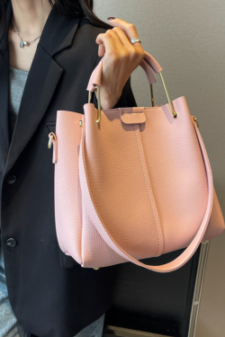 Style Core Aesthetics, New Style Trends - Sarya | Sac seau bandoulière