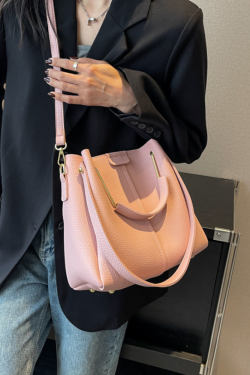 Style Core Aesthetics, New Style Trends - Sarya | Sac seau bandoulière