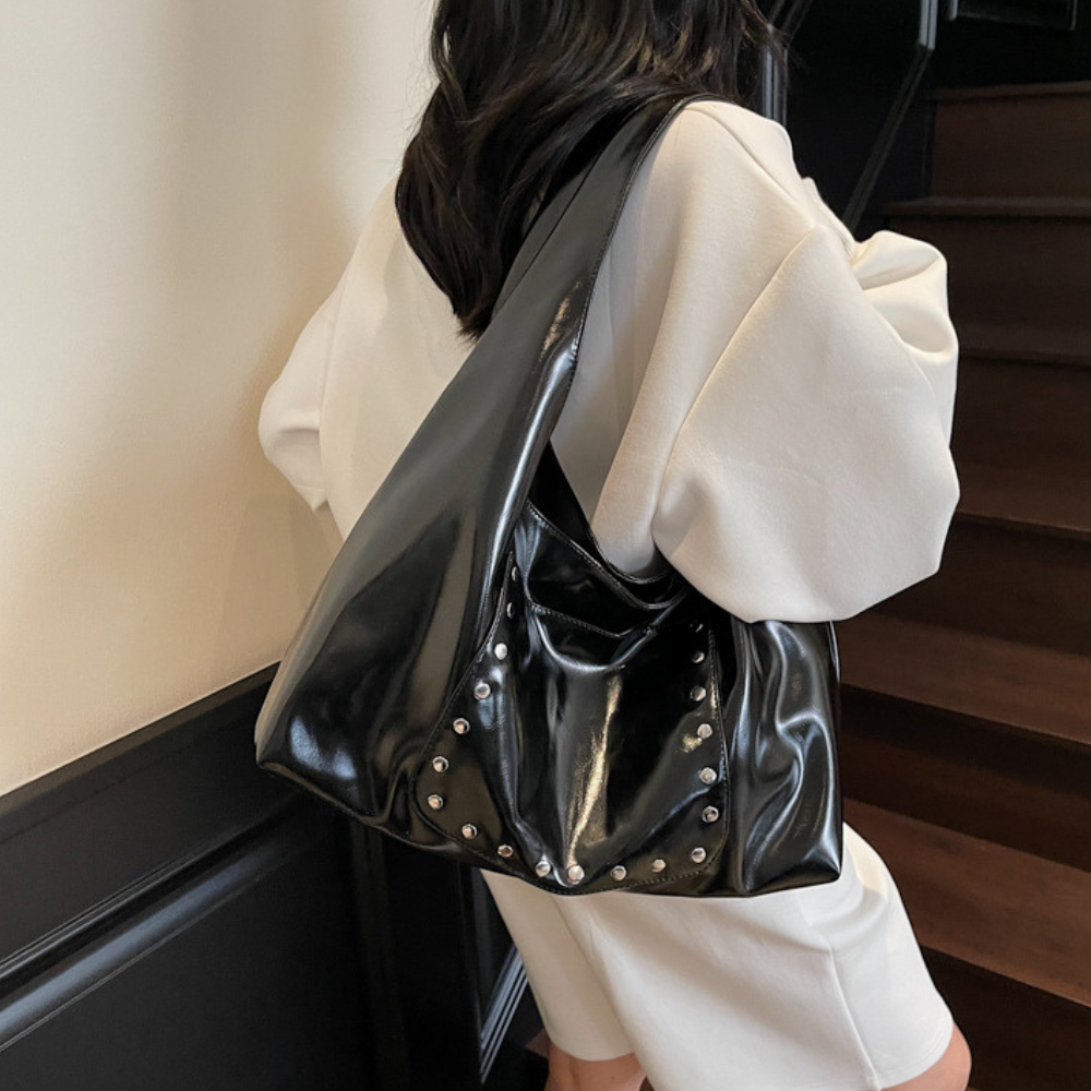 Style Core Aesthetics, New Style Trends - Savena | Sac hobo souple Style Core Aesthetics, New Style Trends - Savena | Sac hobo souple