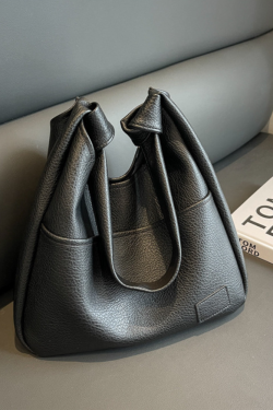 Style Core Aesthetics, New Style Trends - Savia | Sac hobo minimal